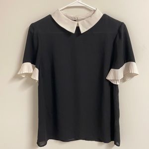 CeCe Pleat Sleeve Collared Crepe Blouse